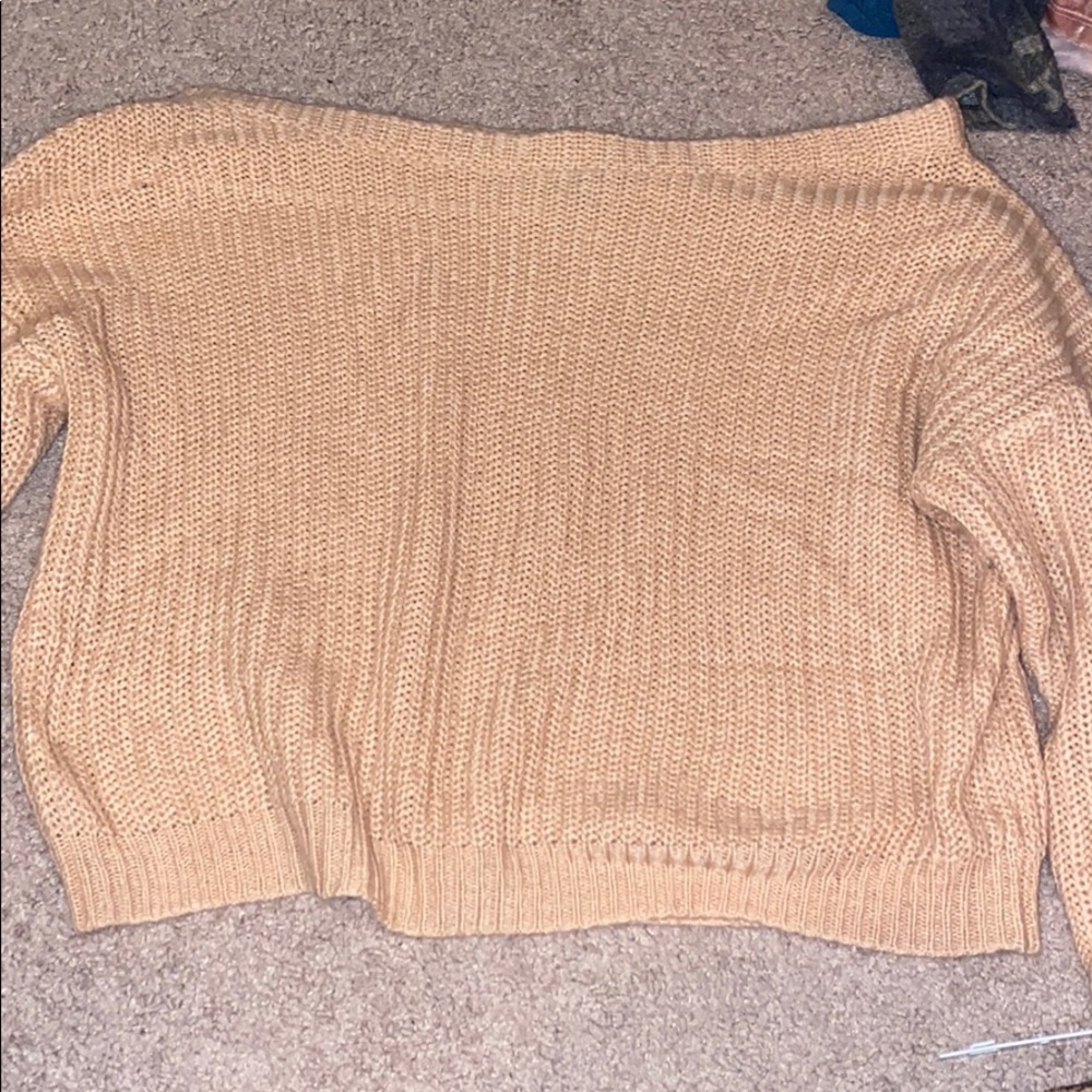 Off the shoulder Miss guided sweater